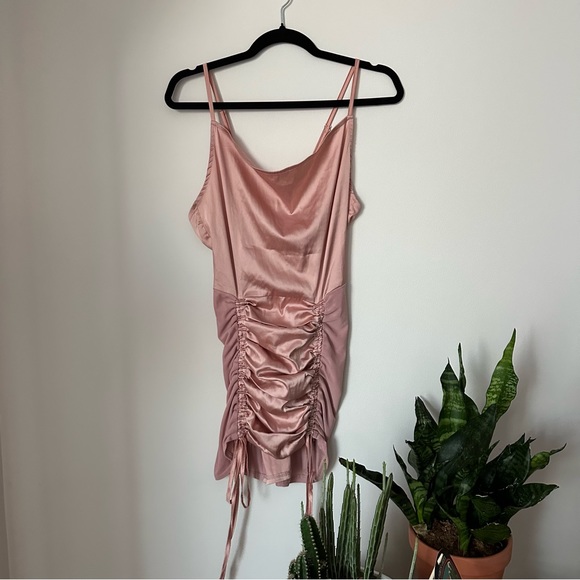 Pretty Little Thing Satin & Mesh Pink Mini Dress - Picture 3 of 6